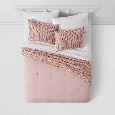  Strawberry Print Reversible Microfiber Comforter & Sheet Set Light Pink - Room Essentials™