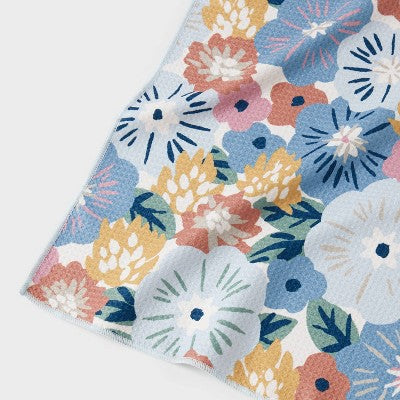  Quick Dry All Over Floral Waffle Towel - Room Essentials™