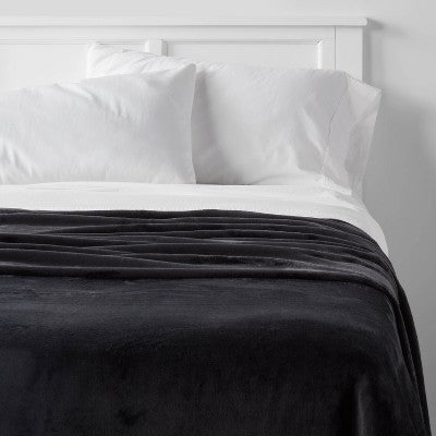  Recycled Polyester Throw Blanket - Room Essentials™