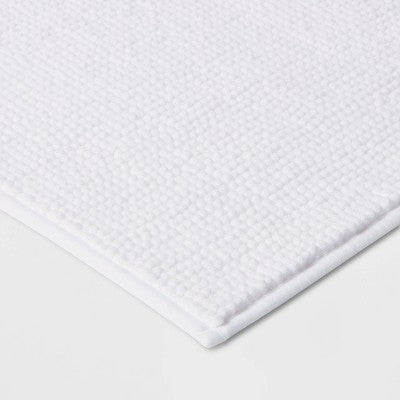  Everyday Chenille Bath Rug - Room Essentials™