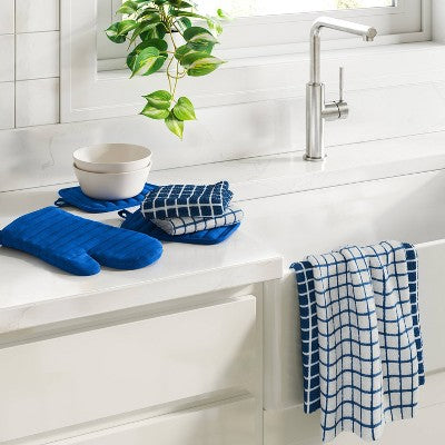  7pc Starter Kitchen Textile Set Dark Blue - Room Essentials™: Dish Towels, Hot Pads & Oven Mitts, Pot Holders, Kitchen Towels
