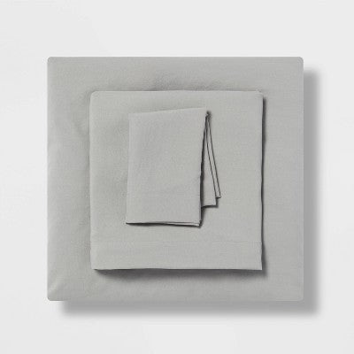  Twin/Twin XL Garment Washed Microfiber Solid Sheet Set - Room Essentials™