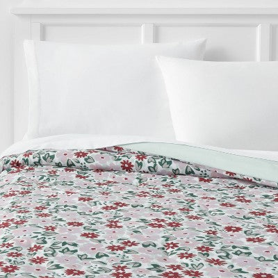  Microfiber Reversible Floral Print Comforter Light Purple/Mint Green - Room Essentials™