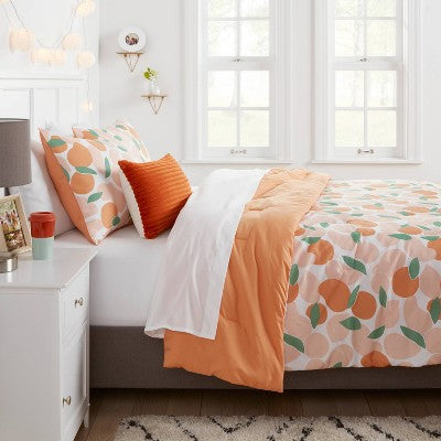 Reversible Microfiber Fruit Print Comforter - Room Essentials™