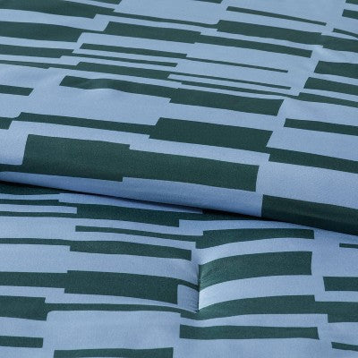  Foster Microfiber Reversible Comforter & Sheets Set Blue/Dark Green - Room Essentials™