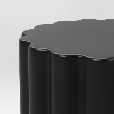  Scalloped Round Side Table Black - Room Essentials™