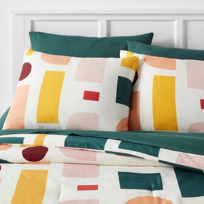  Savor Microfiber Reversible Comforter & Sheets Set Pink/Off White/Green - Room Essentials™