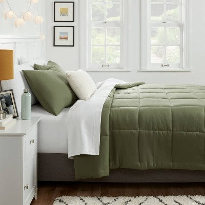  Down Alternative Washed Microfiber Comforter - Room Essentials™