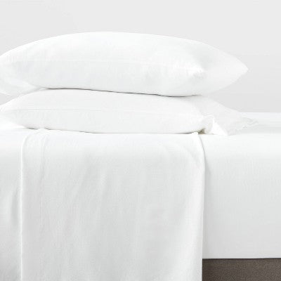  Queen Garment Washed Microfiber Solid Sheet Set White - Room Essentials™