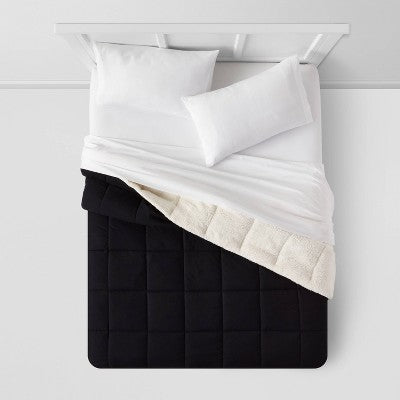  Sherpa Washed Microfiber Reversible Comforter - Room Essentials™