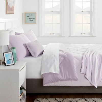  Solid Microfiber Reversible Decorative Bed Set With Throw - Room Essentials™