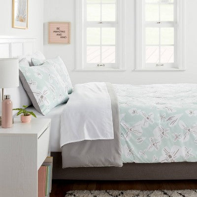  Floral Print Microfiber Reversible Comforter & Sheet Set Mint Green - Room Essentials™