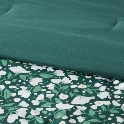  Floral Printed Microfiber Reversible Comforter & Sheets Set Dark Green - Room Essentials™